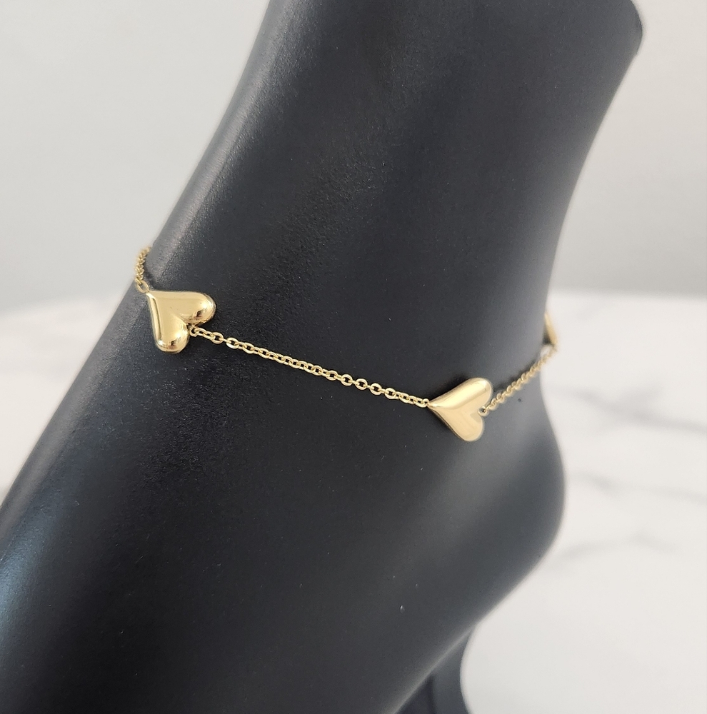 Gold Dainty Triple Heart Charm Ankle Bracelet Minimalist Adjustable Summer Vibe
